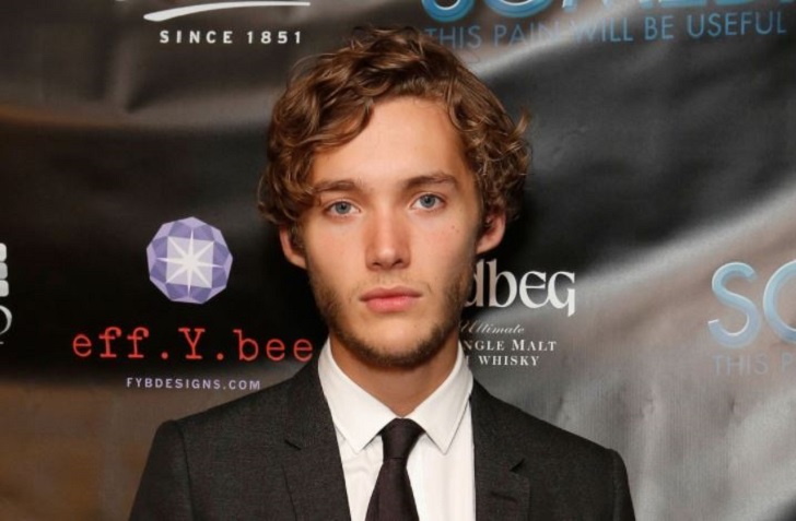 Toby Regbo